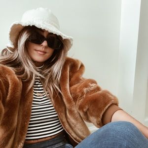 Meet your Posher, Jessi